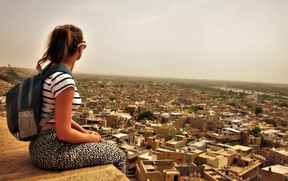 12 THINGS TO KNOW BEFORE TRAVELING TO INDIA